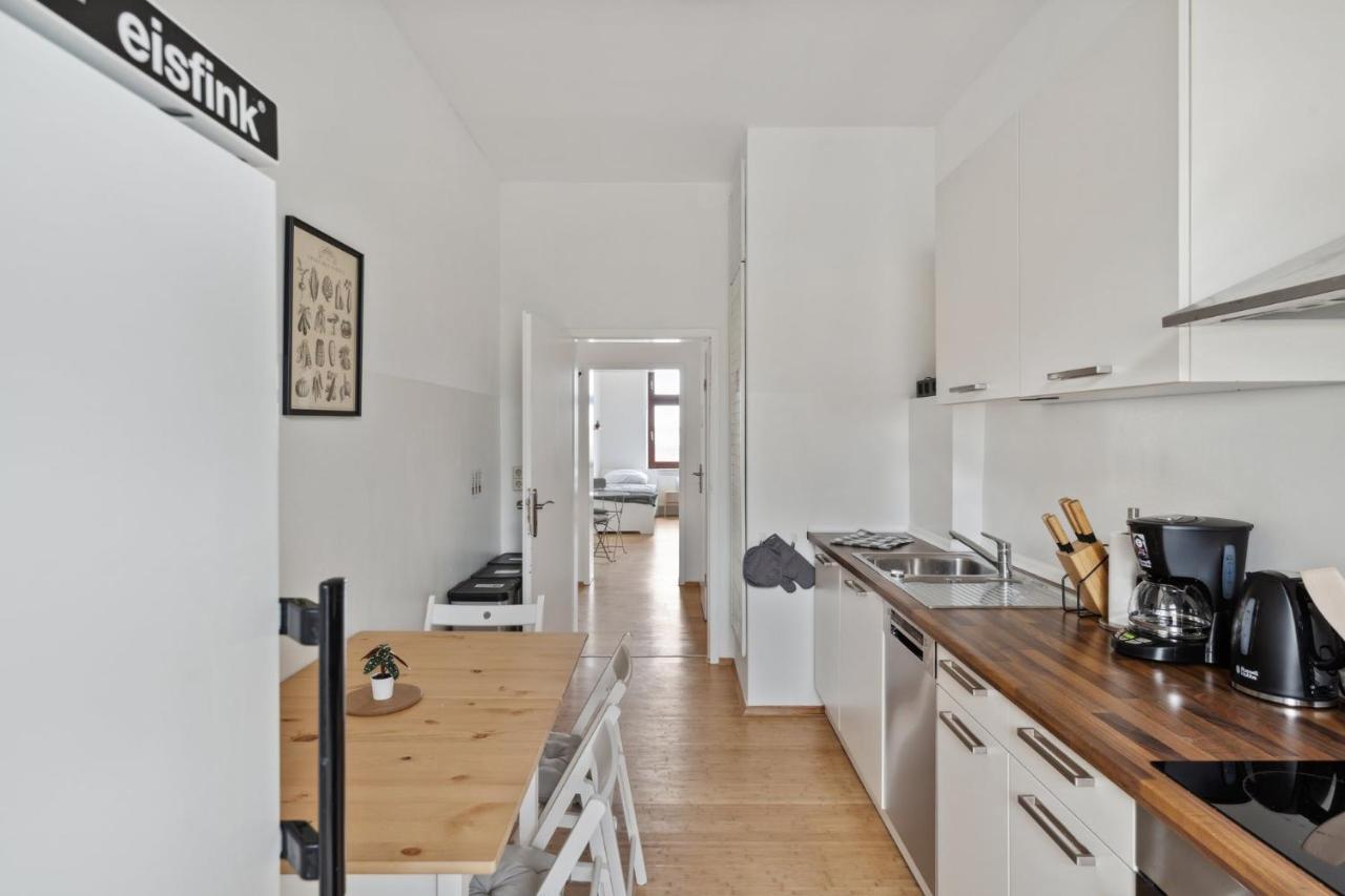 Apartment Fuer 13 Gaeste, 5 Schlafzimmer, 2 Baeder, 2 Loggia'S, Leipzig Zentrum Ost Zewnętrze zdjęcie